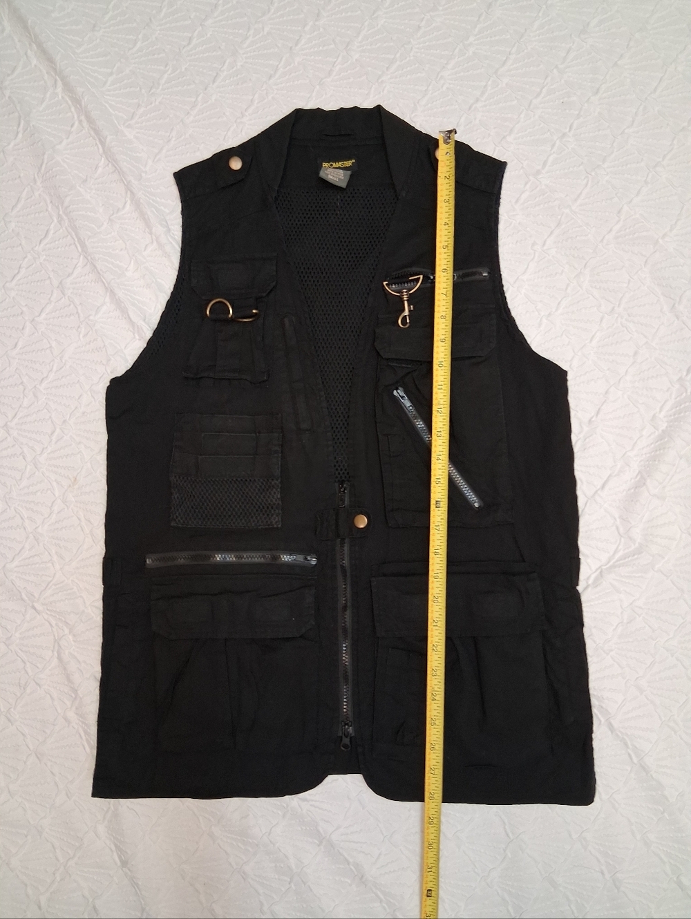 PROMARTER Men's Black Multi-Pocket Utility Vest by - Picture 6 of 15